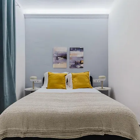 Blueground De Gracia Balcony Elev Washer Bcn-148 Daire *